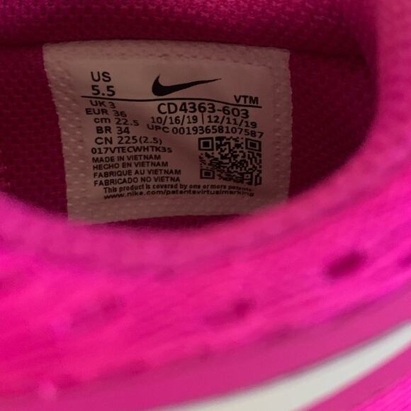 NIKE WOMENS SIZE 5.5 JOYRIDE DUAL RUN RUNNING SHOES, PINK - Picture 8 of 9